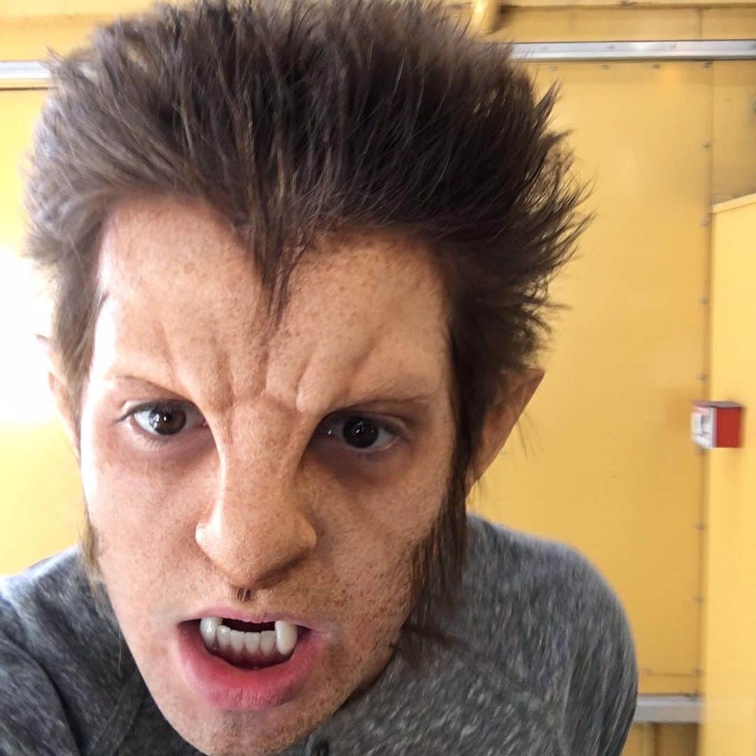 ジャック・グリフォーのインスタグラム：「Happy Halloweeeeeen」