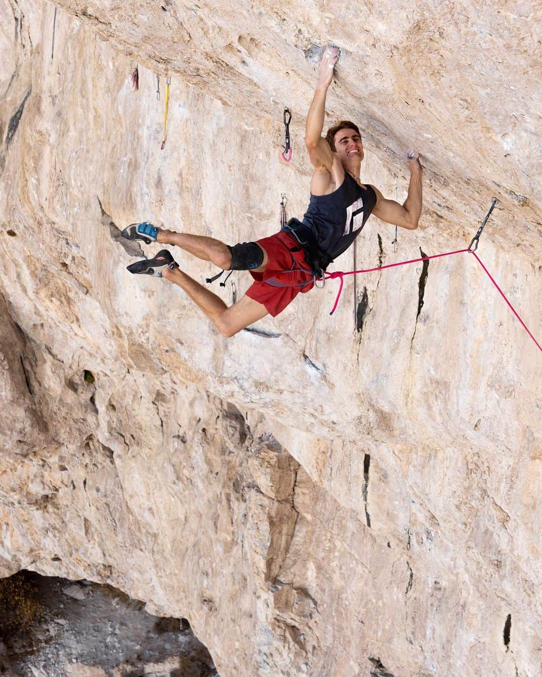 クリス・シャーマさんのインスタグラム写真 - (クリス・シャーマInstagram)「“JUMBO PUMPING LOVE” is NOT the name of the hardest rock climb in America. It could have been. So how does a climb gets its name?   This story started over 3 decades ago, when a  striking, but faint line of pockets - viewed through my binoculars - eventually became one of the most difficult and famous rock climbs in the world.   On a cold November day in 1991, perched near the summit of remote Clark Mountain, I embarked on a top down inspection of what was the most king line I ever found. Wild swings into the wall to place bolts revealed section after section of V-hard boulder problems. My psyche was high as I slowly and methodically continued down, placing bolts.   It became abundantly clear to me that this entire climb would go, but at a standard much more difficult than the hardest grade in 1991. I thought maybe this would be possible as a multi pitch climb. I tried it, was unable to make it to the halfway anchors, so I set my sights on the other king line to the left which I named Jumbo Pumping Hate (5.14a).  Fast forward to 2008, when Chris Sharma redpointed my original king line project. In true Sharma fashion, he brought it to a new level by climbing the entire wall in one very long pitch. He named this “Jumbo Love” and graded it 5.15b. It stood as the hardest and proudest sport climb in America for 14 years. There were a few repeats by America’s strongest sport climbers. In 2013, I belayed Sharma on a hard start (bolted by Jorge Visser) to Jumbo Love. This was like adding a 5.14b, with no rest, to a long 5.15b. I tried to do the math… how hard could this be?  The direct start to Jumbo Love remained un-redpointed until October 2022, when Seb Bouin linked it all together. So how does a route get its name? What would Seb name it? Do you honor the history in your name as Sharma did with Jumbo Love, or do you call it something completely different? Seb messaged Chris and me. With a little back and forth, he decided on “Suprême Jumbo Love” (5.15c).  Photos tagged: Suprême 2022 Suprême in 2013, 2 photos  JPH in the 90s  #climbinghistory #originofclimbingroutenames #clarkmountain」11月1日 2時13分 - chris_sharma