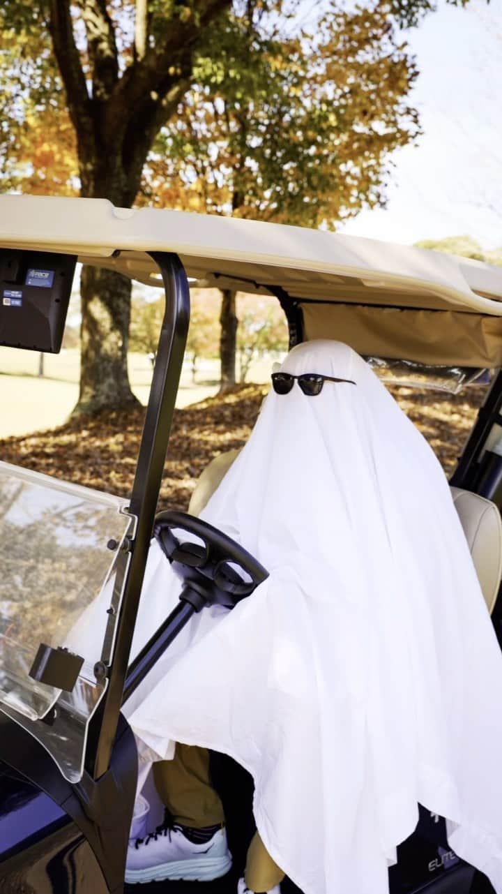 チョン・インジのインスタグラム：「It’s #Halloween at the @EastLakeCup and the players are celebrating accordingly. 👻🫡 #NCAAGolf  📺: Live coverage at 3 PM ET on Golf Channel & @peacock」