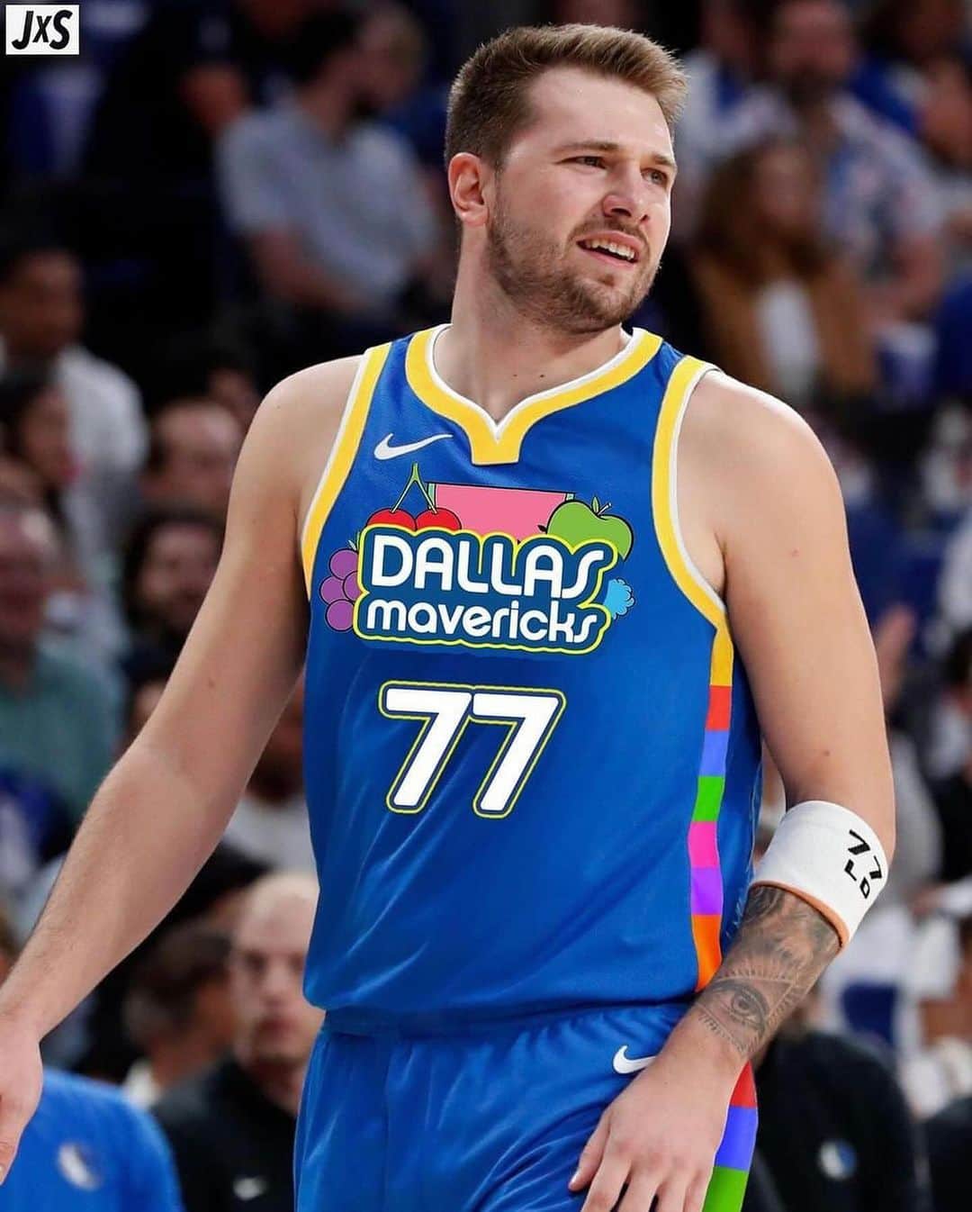 Nice Kicksさんのインスタグラム写真 - (Nice KicksInstagram)「Which team has the best NBA x Candy concept jersey? 👀🍭🏀  📸: @jerseyxswap」11月1日 3時12分 - nicekicks