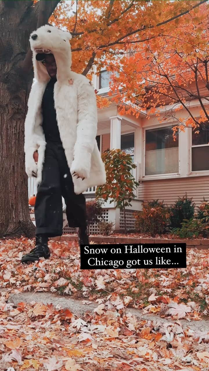 Paul Octaviousのインスタグラム：「The True Nightmare before Christmas 💀🖤  Happy Halloween! Stay Warm Chicago 🎃✨⛄️  #Halloween #nightmarebeforechristmas #chicagosnow」