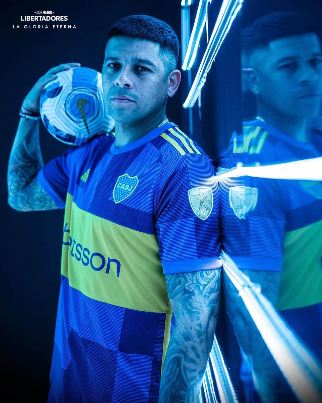 マルコス・ロホさんのインスタグラム写真 - (マルコス・ロホInstagram)「🔵🟡 El primer hincha de @bocajrsoficial de los miles que estarán en el Maracaná: MARCOS ROJO.  #GloriaEterna」11月1日 3時31分 - marcosrojo