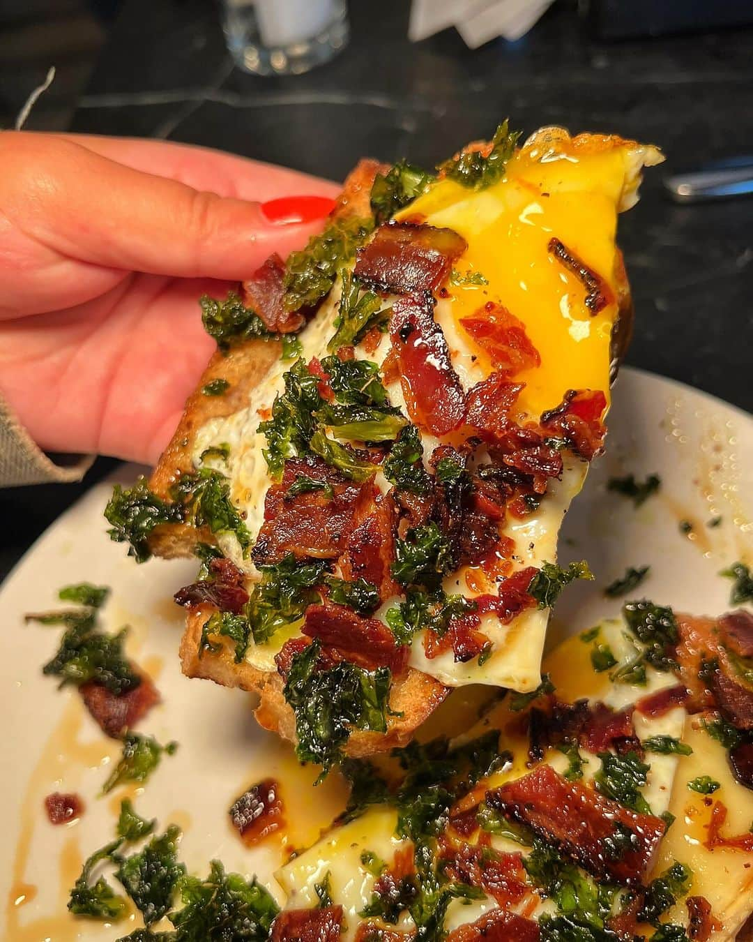 エッグショップのインスタグラム：「Stop in this week for breakfast and indulge in our delicious BRIE BY BABY! 🧀🍳💥 #EGGSHOPNYC 📍151 Elizabeth Street (Nolita) 📍138 N 8th (Williamsburg)」