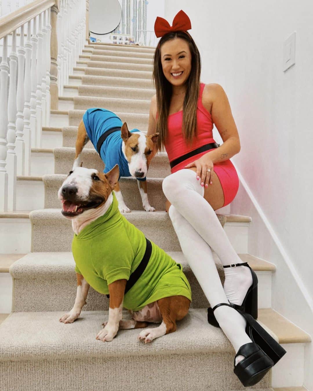 Lauren Riihimakiさんのインスタグラム写真 - (Lauren RiihimakiInstagram)「not shown: @jeremymichael22 as professor utonium 🧪  happy halloween 💚💖💙!!!」11月1日 4時01分 - laurdiy