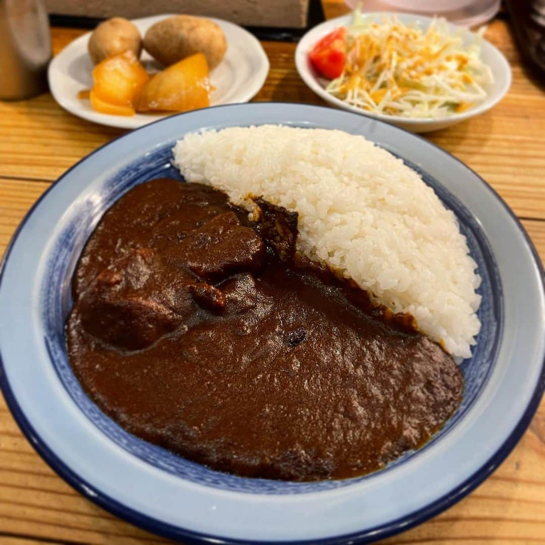 木村ひさしさんのインスタグラム写真 - (木村ひさしInstagram)「最高のおっさんの昼ごはん。 もうやんカレー　ポークカレー(10辛) #最高のおっさんのカレー  #2024チャレンジ第一弾」11月1日 14時10分 - kimura.hisashi