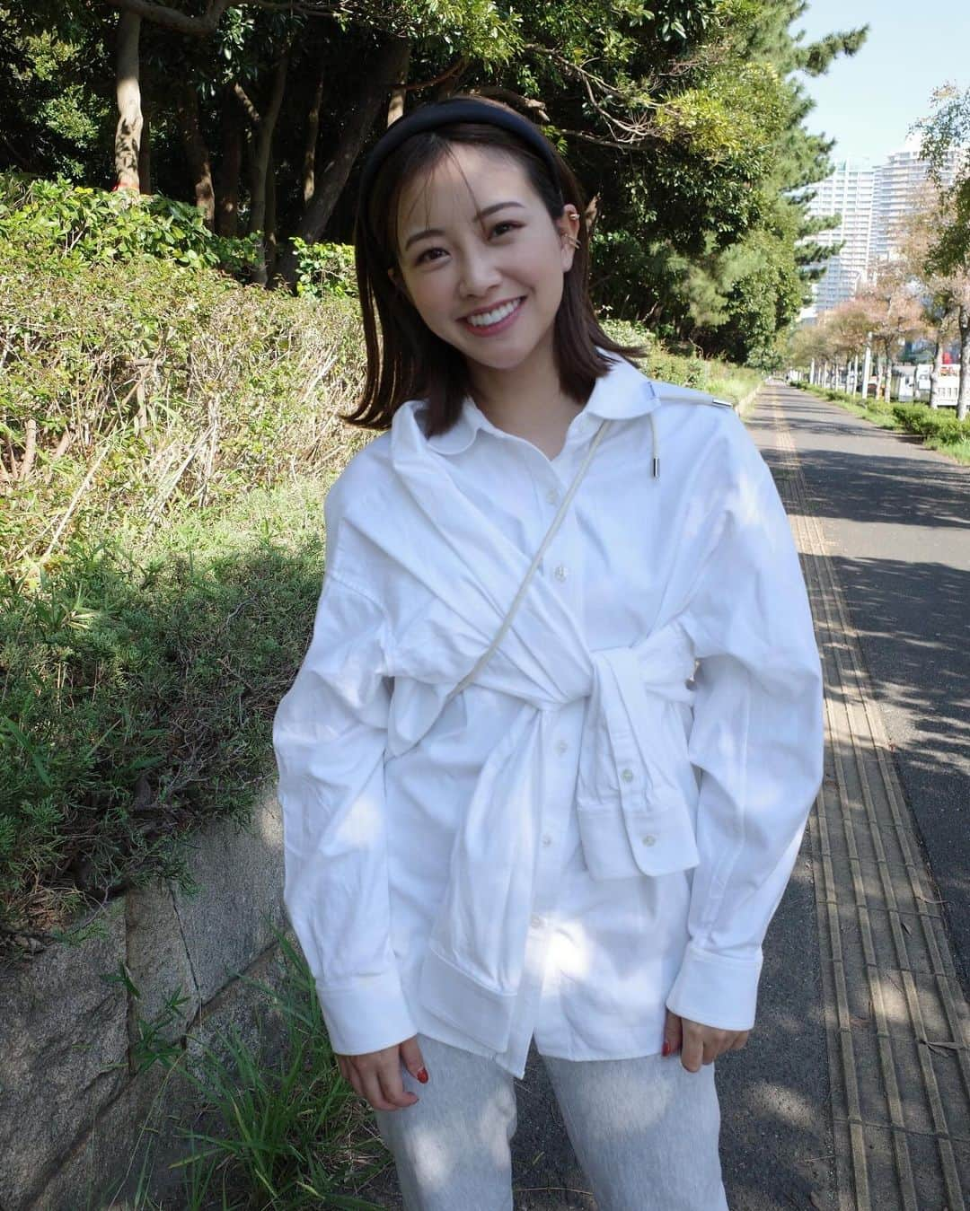 中川絵美里さんのインスタグラム写真 - (中川絵美里Instagram)「🍂  私服。 最後の服はゆめっちが撮ってくれたよ🤳  🟢 tops @perverze_official  pants @levis_japan  shoes @jumpman23   ⚪️ tops @alexanderwangny  pants vintage @luik0121  shoes @nike   🔵 Knit @maisonmargiela  shirt @lecielbleu_official  pants @rokhofficial」11月1日 14時28分 - emiri_nakagawa