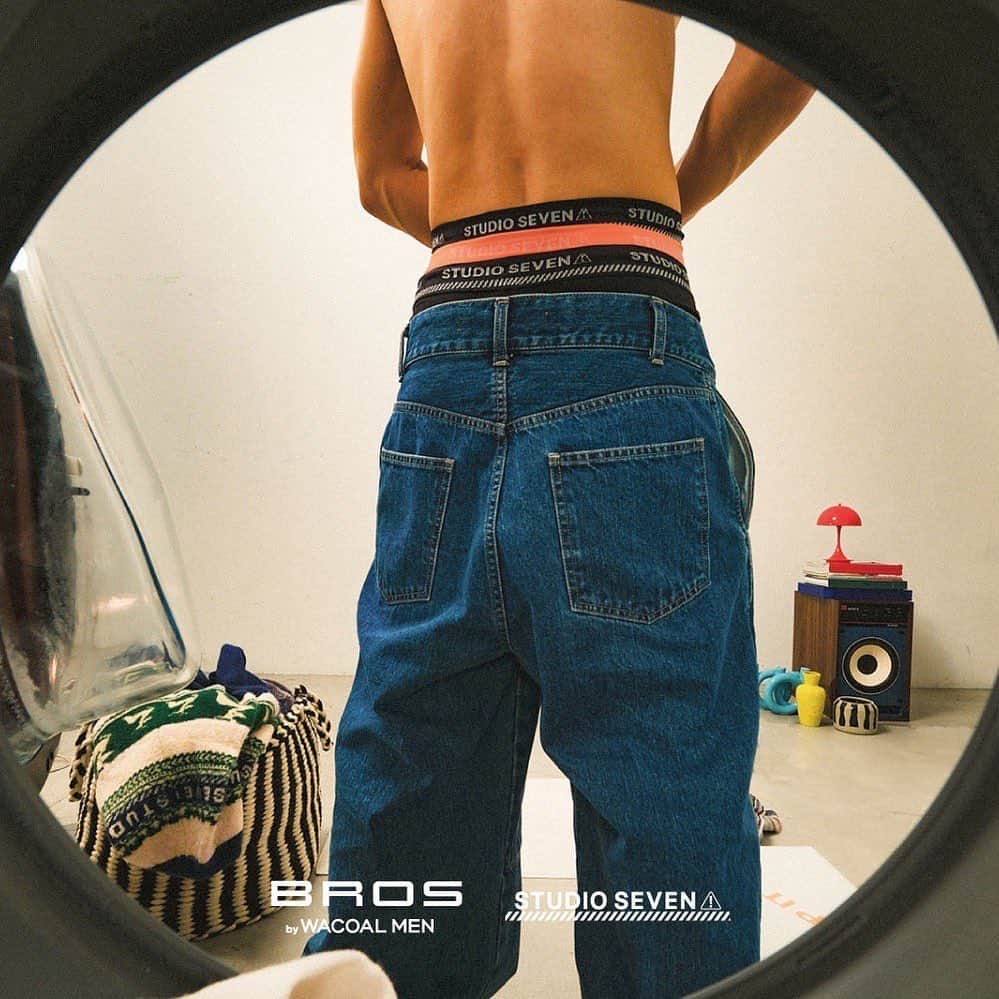 のインスタグラム：「11/3(金・祝) STUDIO SEVEN×BROS by WACOAL MENの コラボレーションアンダーウェアが @seven.official  NAKAMEGURO・ONLINE STOREで発売⚠️🩲 #studioseven #bros #wacoalmen #Wacoal  ・STUDIO SEVEN ONLINE STORE ・STUDIO SEVEN NAKAMEGURO ・WACOAL MAISON GINZA SIX ・WACOAL WEB STORE 　 ■WACOAL MAISON GINZA SIX店で STUDIO SEVENの世界感を演出したコーナーを展開致します。 是非お立ち寄りください⚠️」