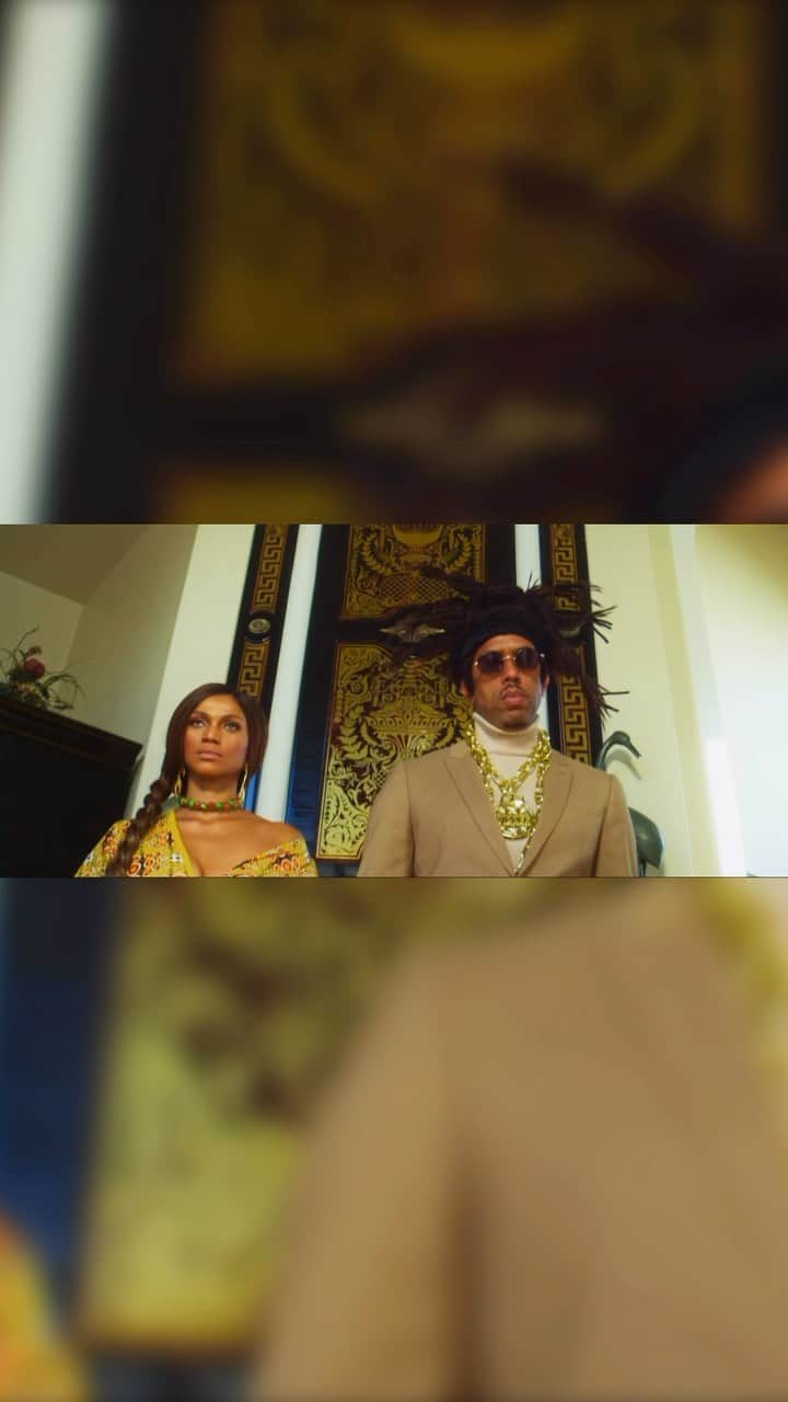 アフィオン・クロケットのインスタグラム：「I really do this. Fuqq what the algorithm tells you. 👑👑👑 BEYONCÉ- @destinydivinela 👑❤️🔥  Beyoncé vocals - @cocoasarai  Directed by - @delmarwashington」
