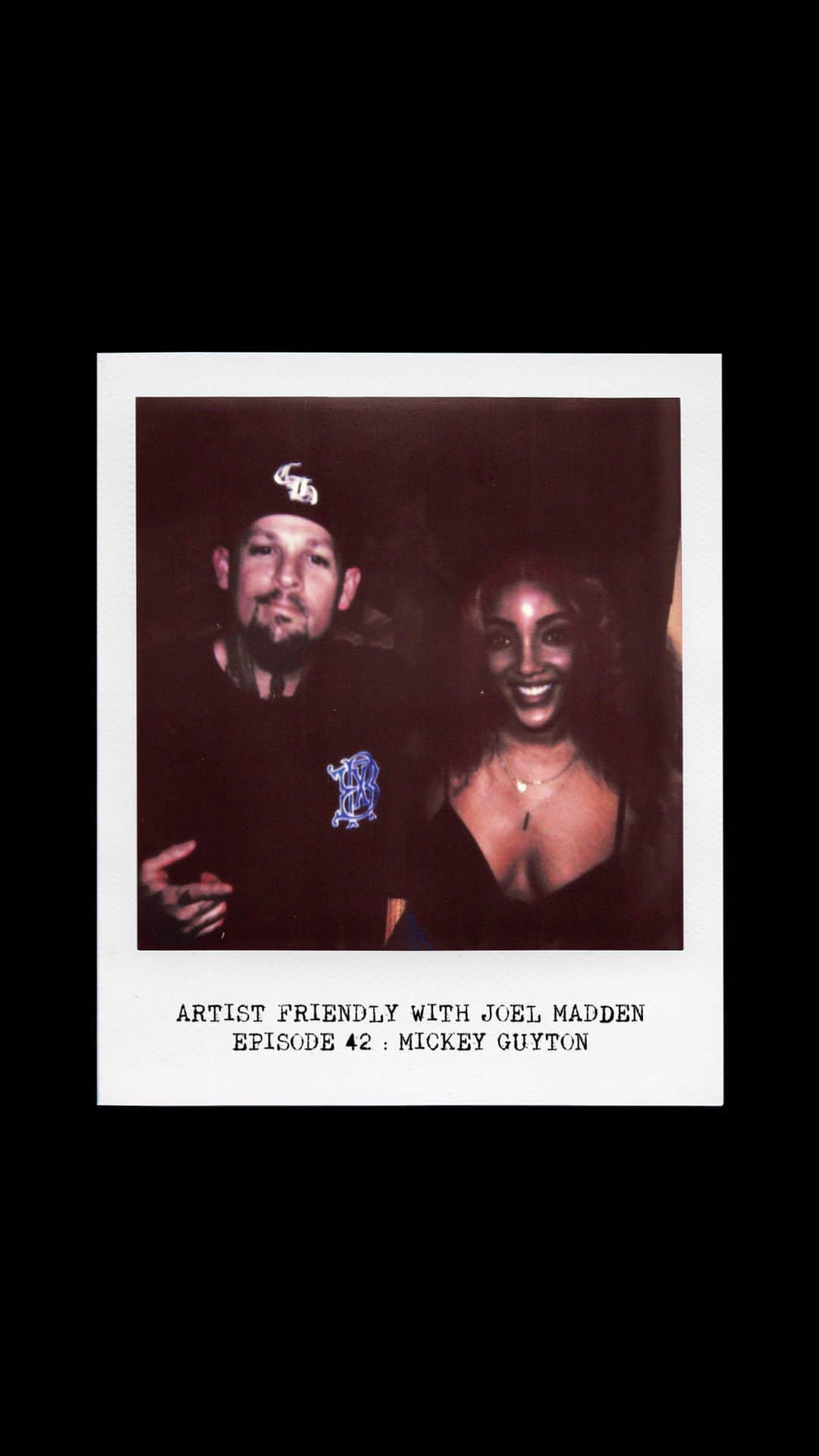 ジョエル・マッデンのインスタグラム：「On tomorrow’s episode of @Artist.Friendly, @JoelMadden sits down with @MickeyGuyton to discuss Country music, creating a safe space, and more. Watch on @Veeps tomorrow, and listen wherever you get your podcasts.」