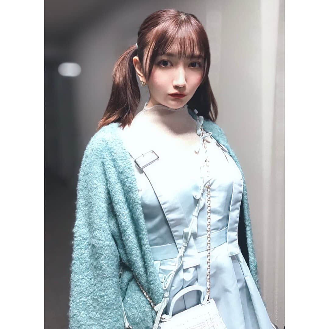 清水楓のインスタグラム：「はたらけーたい📱  onepiece @lillilly_official」