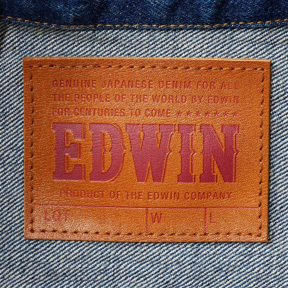 EDWINさんのインスタグラム写真 - (EDWINInstagram)「「穿きつぶせ、ヴィンテージ」 90年代を代表する品番、EDWIN505が復活。  ジーンズのコンセプトと同じく、 1960年代にインスパイアされた フィット、ディテールを再現した デニムジャケットが登場。」11月1日 7時00分 - edwin_japan