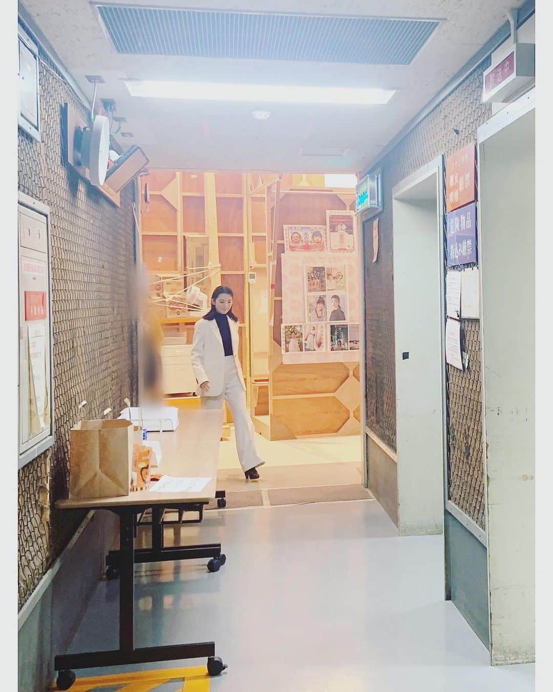 田中麗奈さんのインスタグラム写真 - (田中麗奈Instagram)「おはようございます🌞 ハロウィンでしたね。 私は娘とかぼちゃスープを作りました。種をスプーンで上手に取ってくれる姿にこんな事も出来るようになったんだと驚きました。美味しく出来て満足でした🎃  あさイチでNHKスペシャルドラマ 「神の子はつぶやく」のお話しを少しさせて頂きました。 11月３日夜10時からです。 母と娘のお話しでもあるので是非観て頂きたいです。^_^」11月1日 7時04分 - renatanaka07