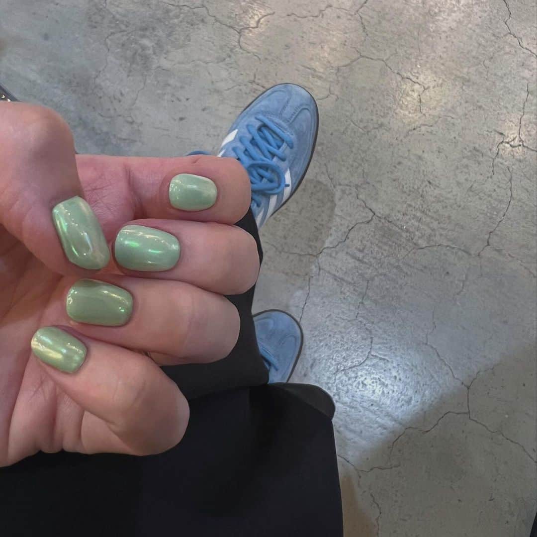 山内一世のインスタグラム：「🍈🥝🥑🎾 美味しそうなお爪に (産前ギリギリまでしてたい😂 息子は毎月決まって @eatxxxtae さんカット✂︎(贅沢🍄」