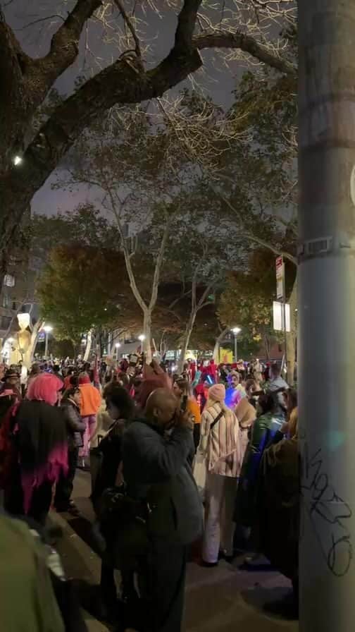 高橋志津奈のインスタグラム：「NYのハロウィンパレード」