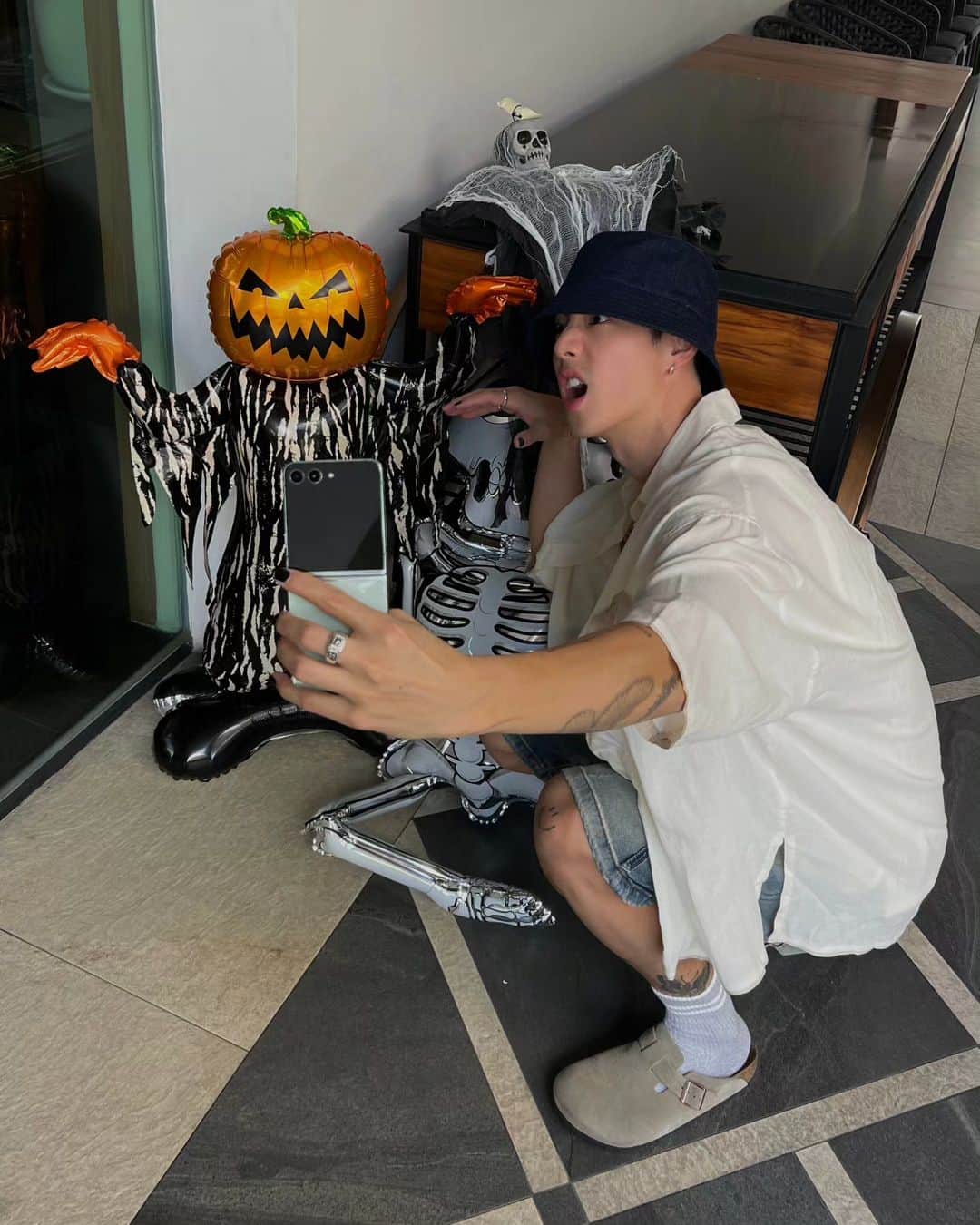 Mark さんのインスタグラム写真 - (Mark Instagram)「Spooky times🎃👻 Happy Halloween everyone! @samsungmobileusa #SamsungPartner」11月1日 8時31分 - marktuan