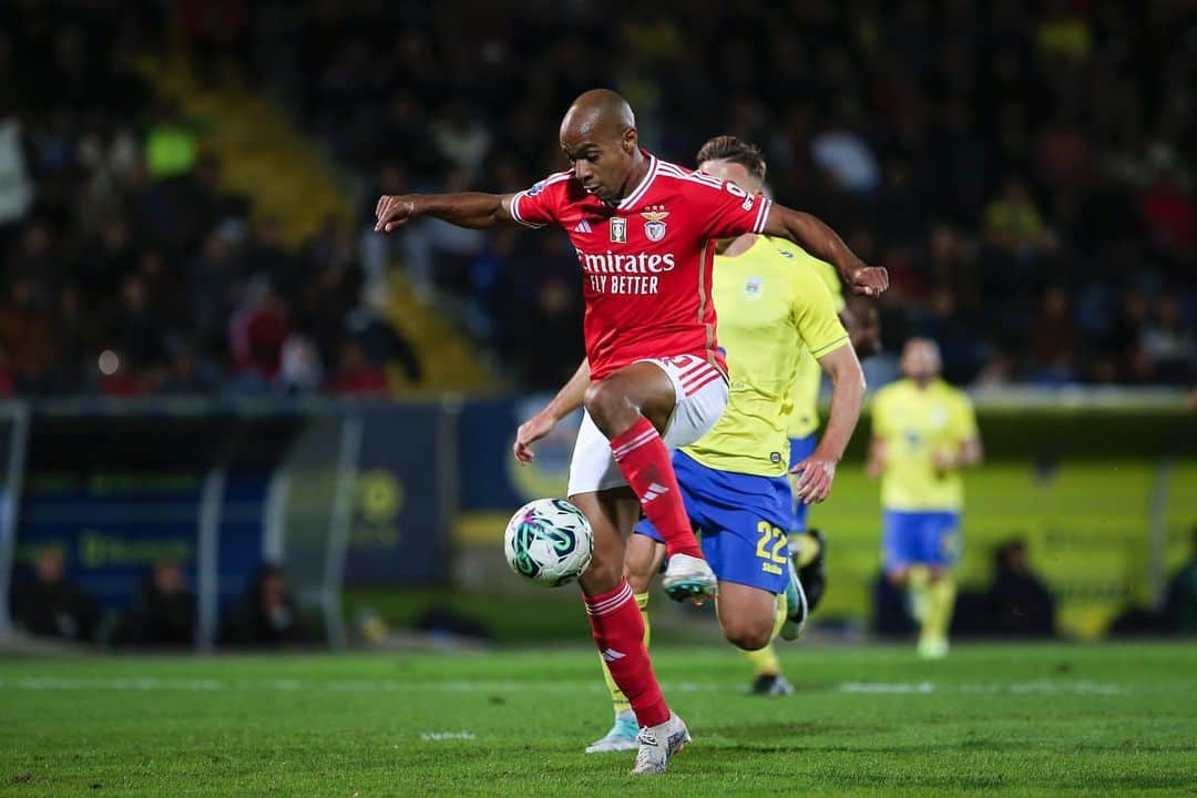 ジョアン・マリオのインスタグラム：「De volta às vitórias e continuaremos a trabalhar por muitas mais 🔴⚪️ @slbenfica」