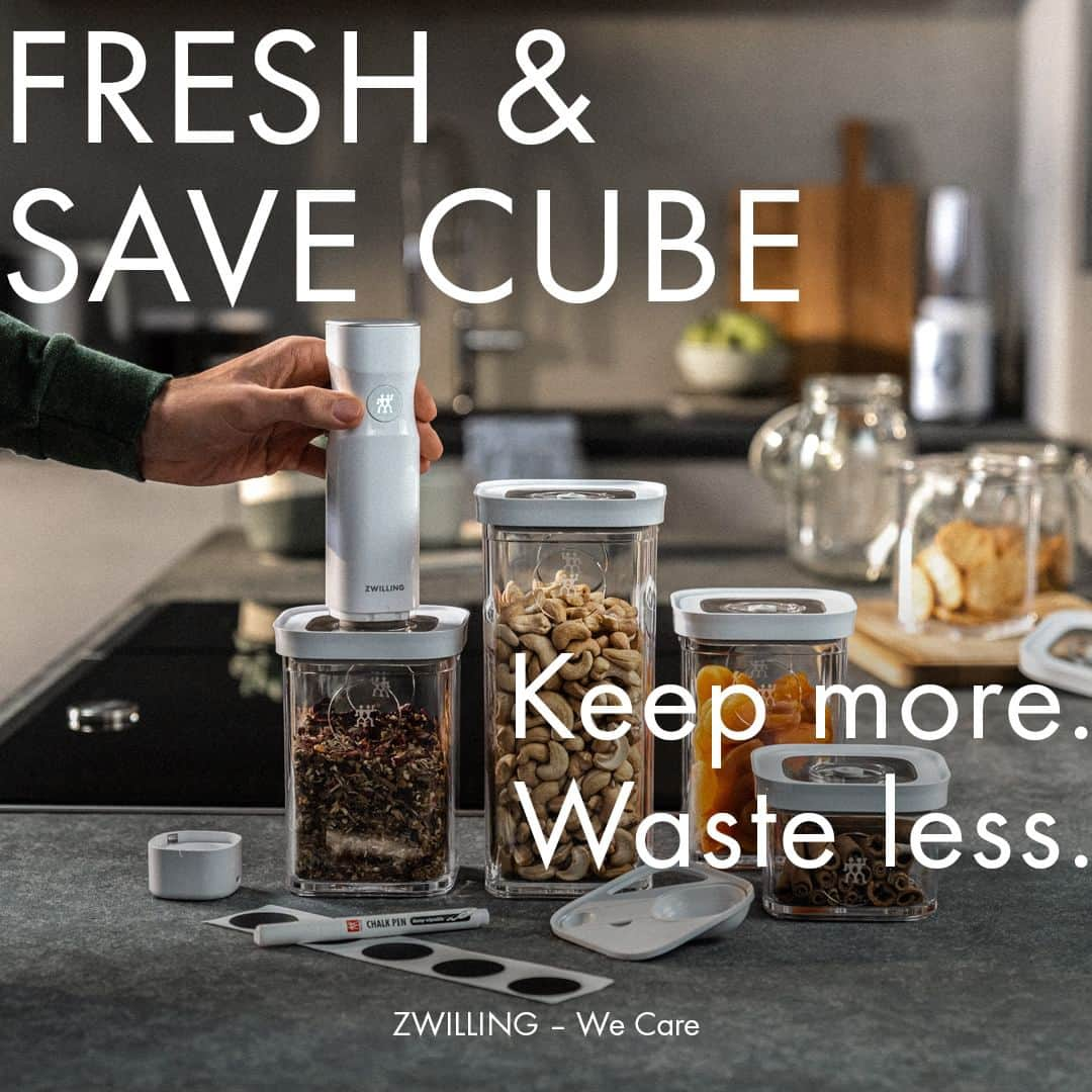 ZWILLING Japan ツヴィリングのインスタグラム：「【ZWILLING WE CARE : フレッシュ&セーブ CUBE】  フレッシュ&セーブ CUBE で食品保存に革命を! 保存容器は積み重ねられるので、省スペースをサポート。気密性に優れた保存容器は、一度開封されたパッケージよりも常温保存食品を新鮮に保ち、風味と栄養素をしっかりキープ。フレッシュ & セーブ CUBE で、最後までしっかり食べ切るサステナブルな食生活をサポートします。   #zwillingwecare #zwilling #ツヴィリング #zwilling1731 #freshnessextended #freshandsave #フレッシュアンドセーブ」