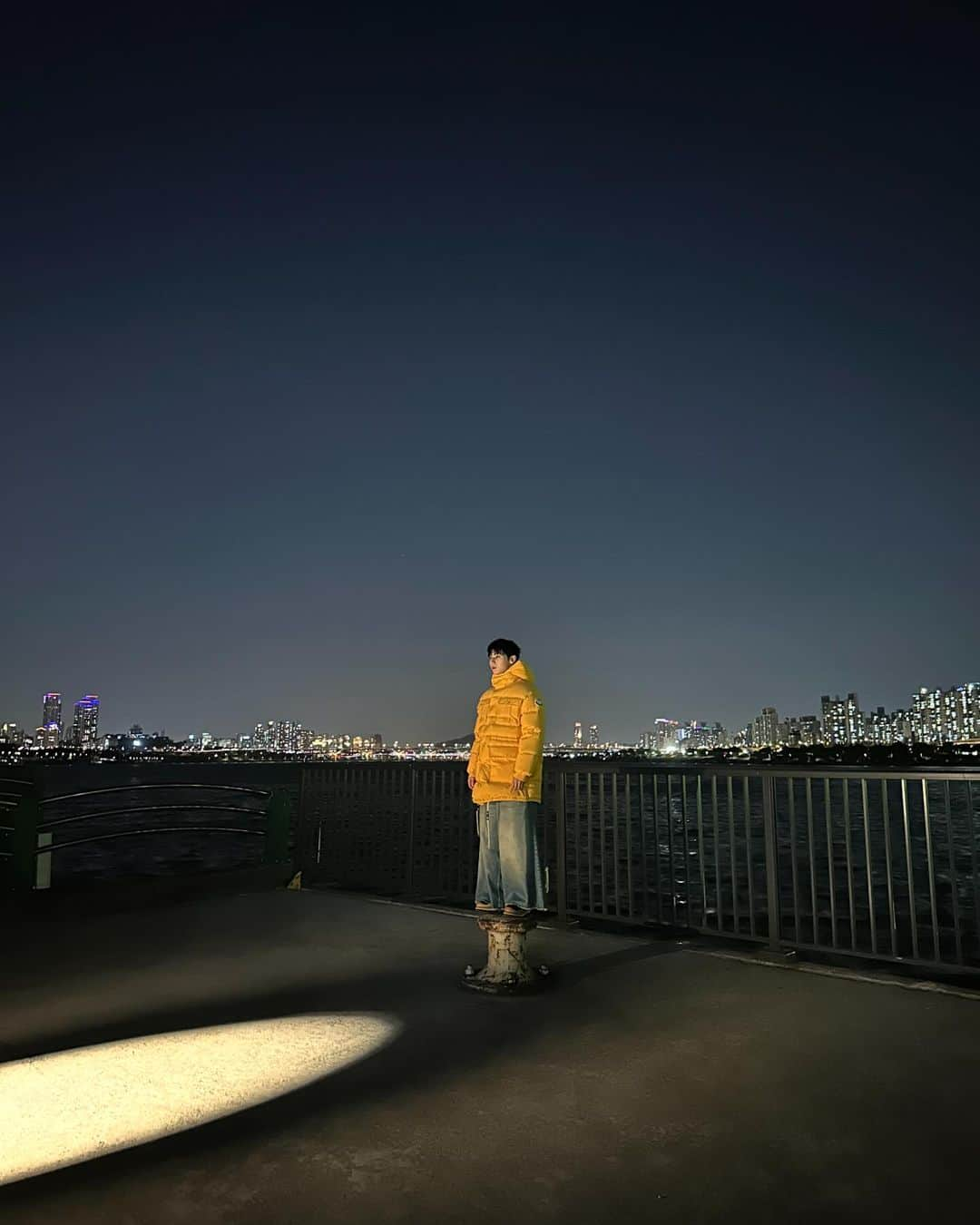 ミンヒョン さんのインスタグラム写真 - (ミンヒョン Instagram)「🌆🏙️」11月1日 15時34分 - optimushwang