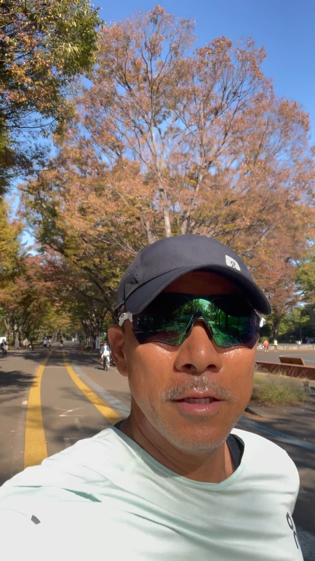 のインスタグラム：「FREE SMILE😁 #ランニング #onrunning」