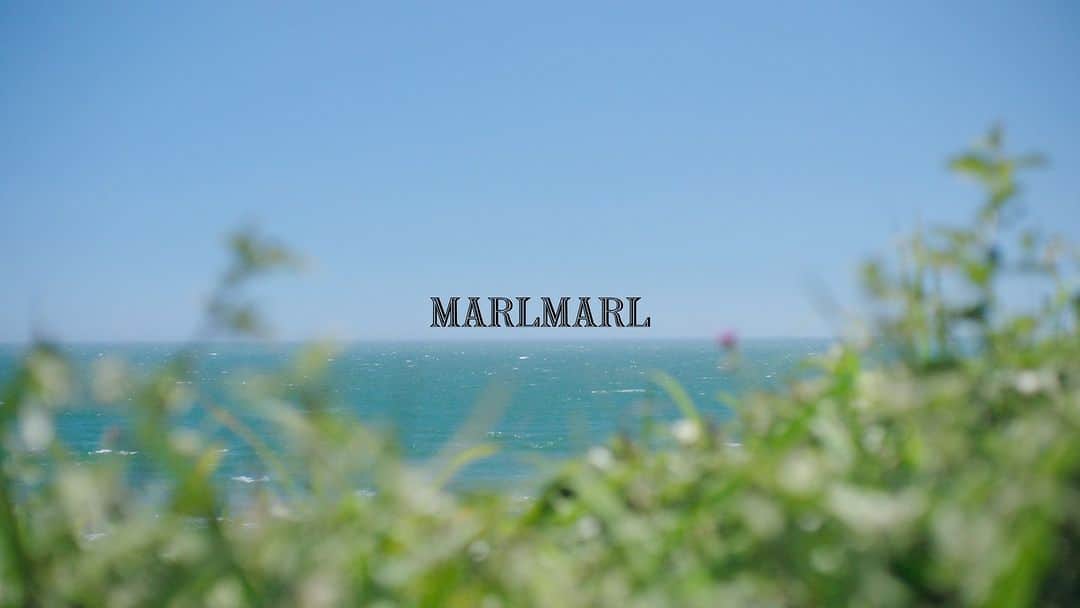 MARLMARL（マールマール）のインスタグラム：「【11周年🎂】子育てにワクワクを！  本日11月1日はMARLMARLの11回目のアニバーサリー。  たいせつな人への、たいせつなギフト。 尊い命の誕生とその家族をお祝いするブランドとして、 たくさんの子どもたちに「おめでとう」を伝えられたことが何よりも誇りです。  家族の数だけある子育ての形。  楽しいだけではない。時には悩み、苦しいこともある。  だからこそ愛おしい「子育て」に、わたしたちは これからも寄り添い続けます。  わたしたちは 子育てをする全ての人へ ワクワクを届けたい  子育てにワクワクを Celebrate Parenthood!!  _______  ●ショップアカウント @marlmarl_shop  全国13店舗。大切なギフトに寄り添う、ホスピタリティあふれるギフトコンシェルジュ。  ●MATO by MARLMARL @mato_by_marlmarl  マザーズバッグからペアレンツバッグの時代へ。  「ペアレンツ = 子育てに携わるすべての人」へ、プロダクツと情報をお届けします。  ●STUDIO MARLMARL  @studio_marlmarl  “一瞬の非日常”を切り取り、特別な記憶として残すフォトスタジオ。  ●CADO MARLMARL @cado_marlmarl  出産祝いやバースデーギフトに“花”を添えて。 時節に合わせたドライフラワーで「花のあるギフト」を提案します。」