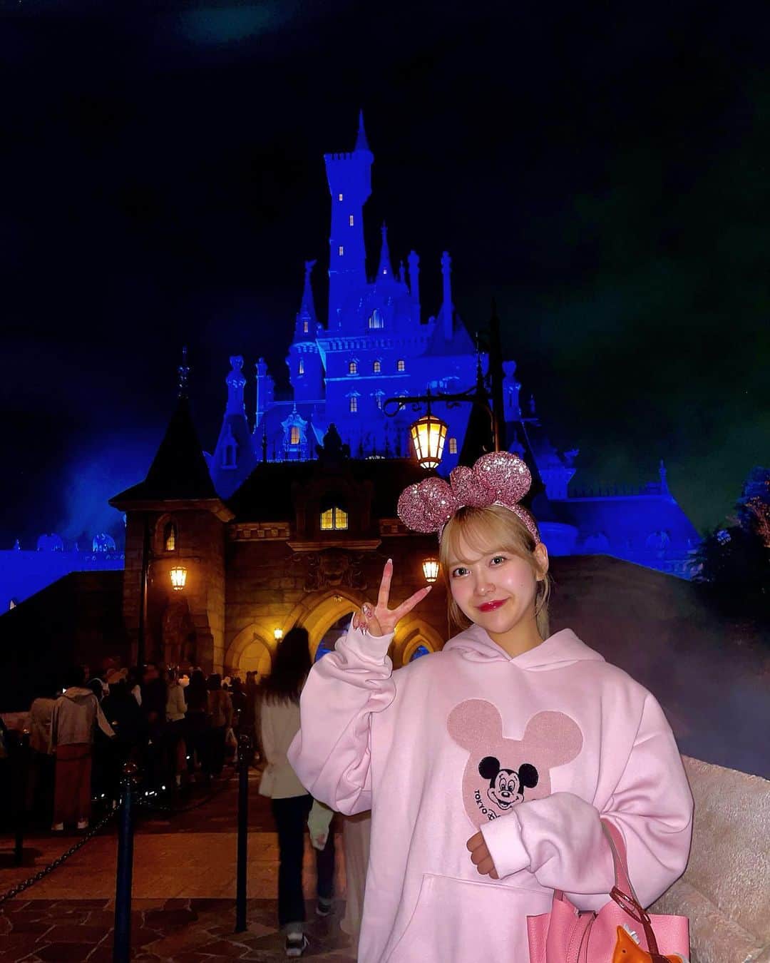 南乃そらのインスタグラム：「🦇🕸‪✝︎ ʜᴀᴘᴘʏʜᴀʟʟᴏᴡᴇᴇɴ ‪✝︎🎃🧠」