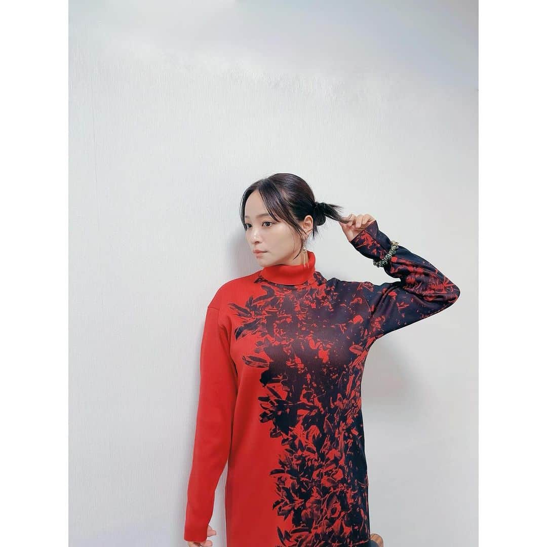 水崎綾女さんのインスタグラム写真 - (水崎綾女Instagram)「どれが好き？🥰🥰🥰  👗 @nontokyo_official   #衣装 #ワンピース #ドレス #👗」11月1日 11時40分 - misakiayame