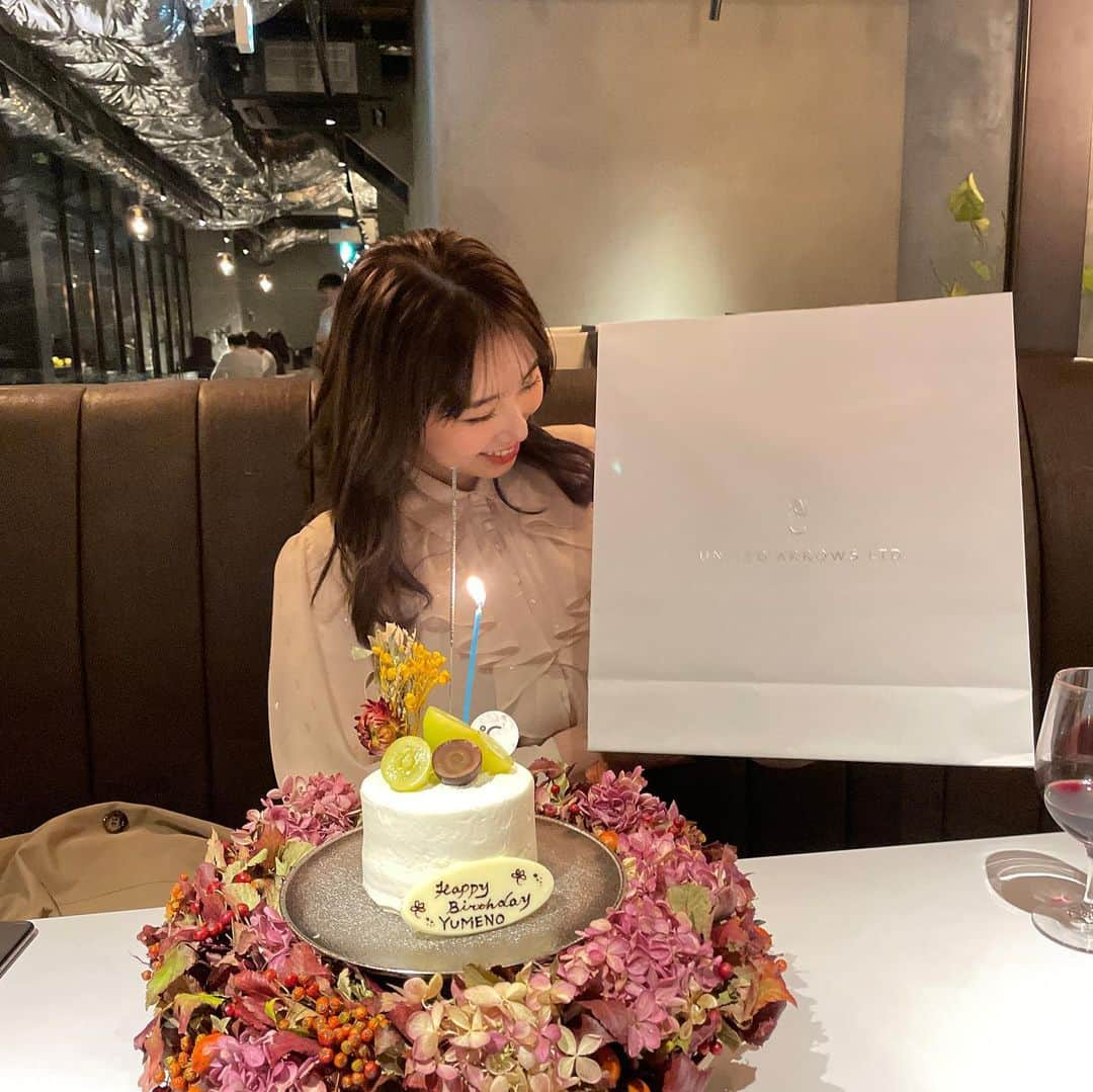 岡本結芽乃さんのインスタグラム写真 - (岡本結芽乃Instagram)「誕生日まだ続いてて嬉しい🤣🤣」11月1日 12時11分 - okamotoyumenon