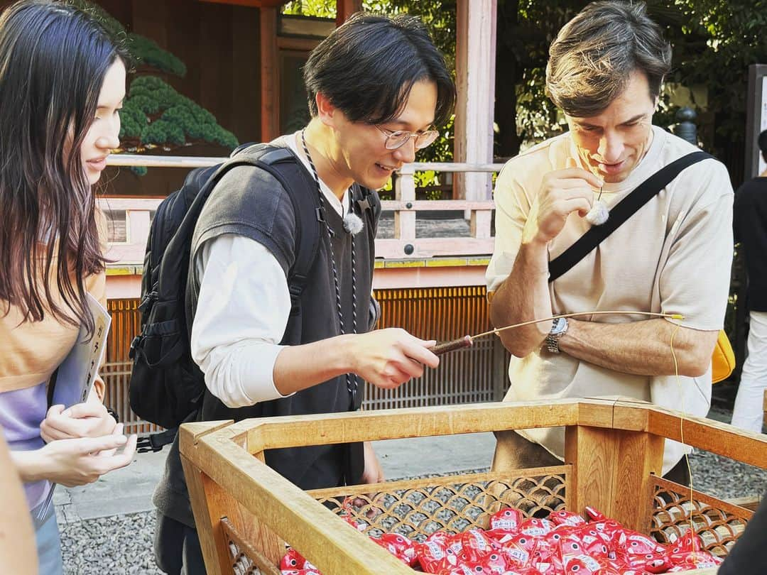 テレビ東京「太川蛭子の旅バラ」さんのインスタグラム写真 - (テレビ東京「太川蛭子の旅バラ」Instagram)「今夜 夜６時２５分からの水バラは･･･ 新企画！ 『ローカル路線バス乗り継ぎ対決旅 街ガチャ争奪バトル』🔥  景品ポイントではさまざまなミッションが… 全くの予測不能です❗️💭  市川紗椰さん率いるインテリチーム👓には パックンとザ・マミィ林田さんが参戦✏️🎓 知力を活かしてミッションをクリアしていきます！  カメラも追いつけないくらい積極的に聞き込みをするパックンさん！📹 林田さんは今回の旅で初めての経験を？👀 そしてリーダー市川さんは一同驚愕の神引き連発！？😆 気になる勝負の行方はぜひ放送をご覧ください！  テレビ東京をご覧になれない地域の方も、スマホやタブレットから #TVer　にてリアルタイム配信の視聴が可能です📺 そちらもぜひチェックしてみてください👀  #テレビ東京 #テレ東 #水バラ #ローカル路線バス乗り継ぎ #街ガチャ #ガチャ #市川紗椰 #パックン #ザマミィ林田 #林田洋平 #三代目jsoulbrothers #山下健二郎 #栗原恵 #ザマミィ酒井 #酒井貴士 #体育会 #インテリ #大宮 #川越 #バス旅 #対決 #新企画」11月1日 12時48分 - tvtokyo_tagaebi