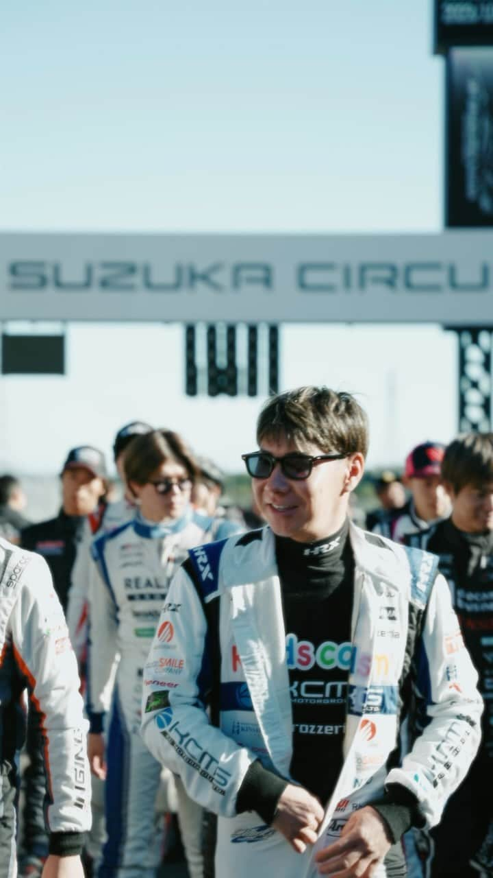 小林可夢偉のインスタグラム：「Last race super formula RD 8,9 I’ve had speed i thought but didn’t workout for us. During 2023 we improved speed and felt positive but same time very stressful for us to not have result as we wanted. thank you very much for support #kidscomkcmg during 2023 season.」