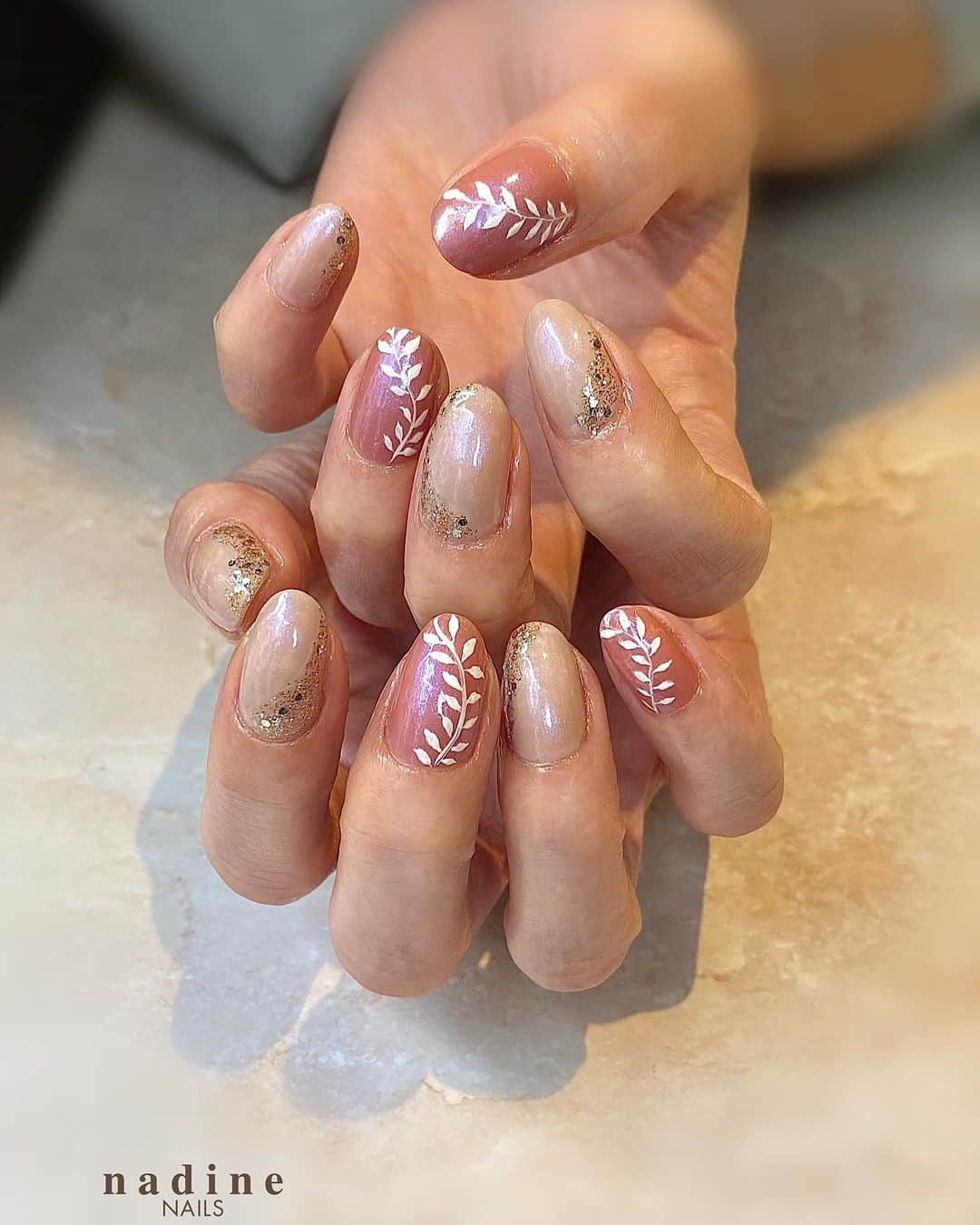 nadineNAILSのインスタグラム