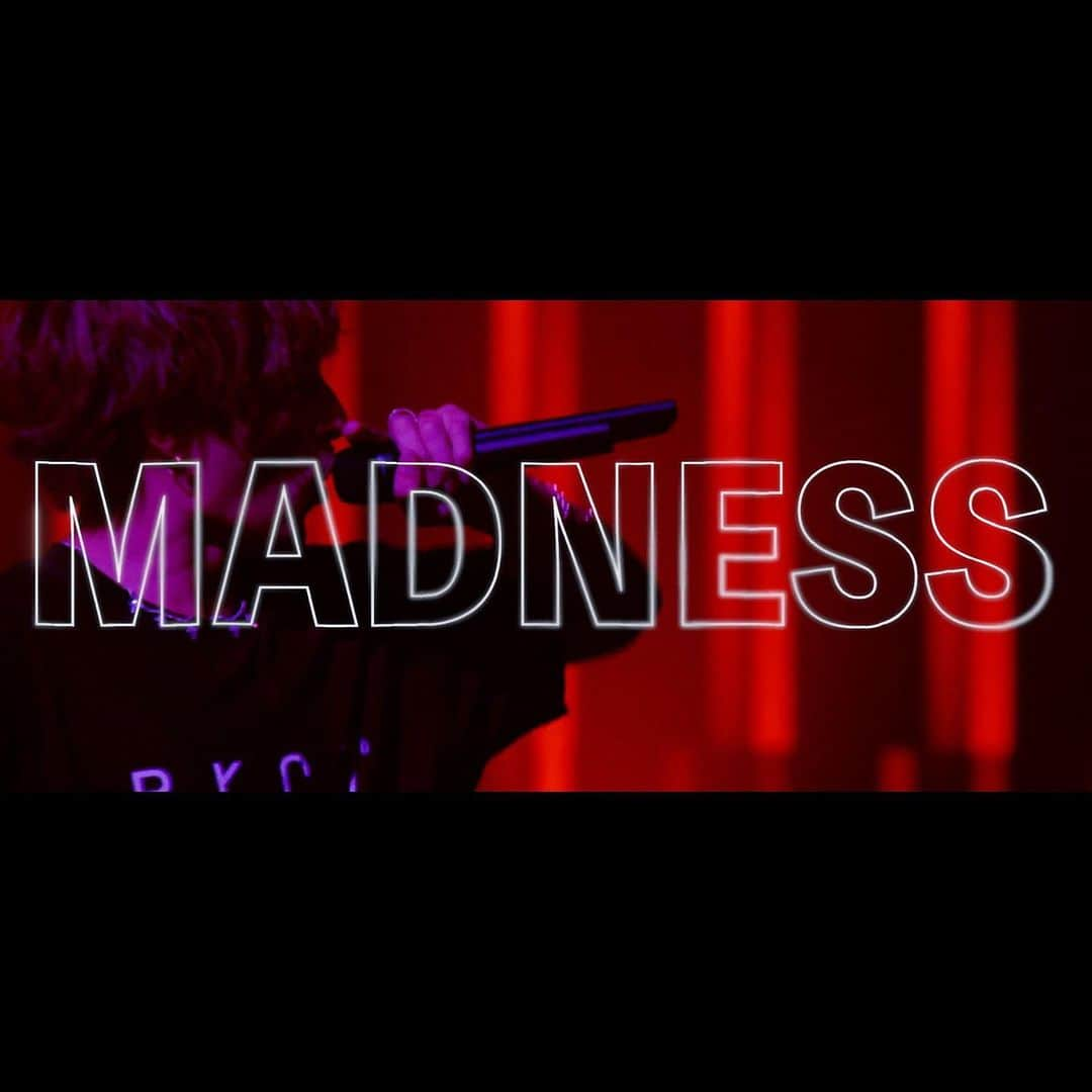 PKCZのインスタグラム：「PKCZ®︎ 「HARD LUCK MADNESS」 New Liric Video🔥🔥🔥  Link in bio🔗  Lyrics: ALAN SHIRAHAMA Music: SLAY, ALAN SHIRAHAMA, Toru Ishikawa Produced by PKCZ®   Director/Edit: Tomoki Watanabe Hair&Make：Akemi Mizuno    #PKCZ®︎ #HARDLUCKMADNESS #LDH_Records」