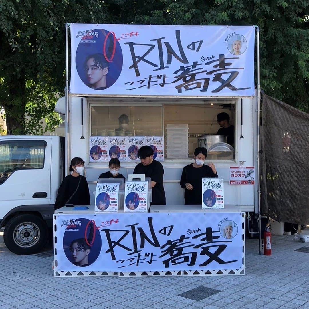 RINのインスタグラム：「日本の父さん、蕎麦屋の店主 RINのここだよ蕎麦、完売御礼 🦐」