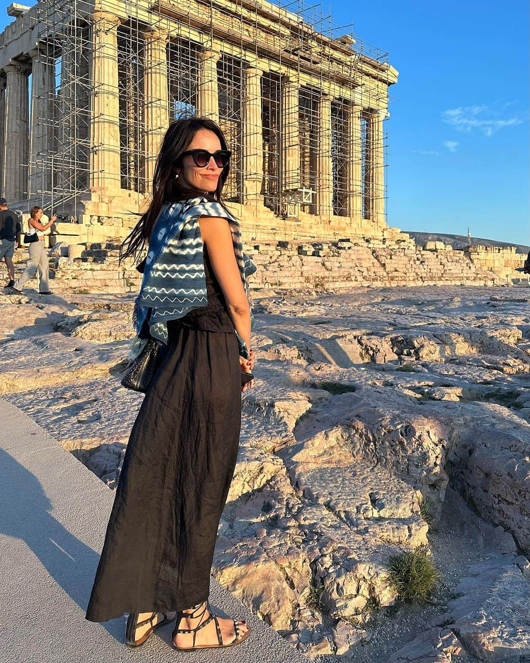 アビゲイル・スペンサーさんのインスタグラム写真 - (アビゲイル・スペンサーInstagram)「Abigail at the Acropolis. 🇬🇷」11月1日 23時45分 - abigailspencer