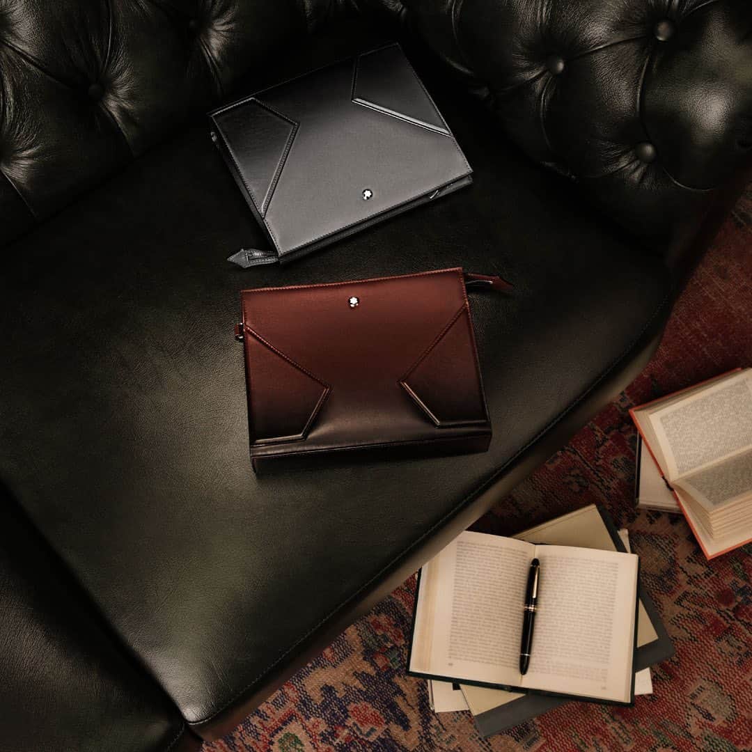 のインスタグラム：「Like the strokes of a Renaissance painting that slowly blur one color into the next, the Meisterstück Sfumato Capsule applies the sfumato technique to manually blend a dark color into a lighter tone over smooth leather. Designed by Marco Tomasetta.  #InspireWriting」