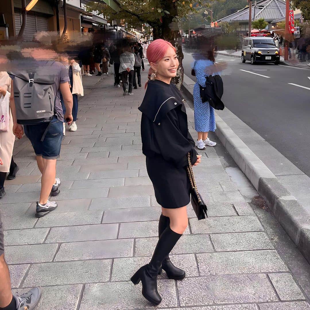 でっぱりんのインスタグラム：「最近フィード投稿忘れがち。 思い出してこの時間。 京都なうです、よろりん #一時帰国 #もうすぐ離婚する女 #京都 #日本 #セブ島 #フィリピン #女の子ママ #ママ #ママコーデ #食べ歩き」