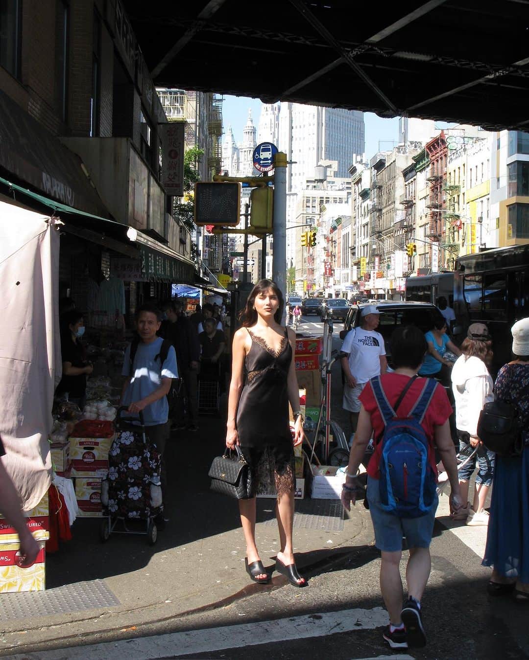 のインスタグラム：「A sunny moment in Chinatown in the perfect slip dress.」