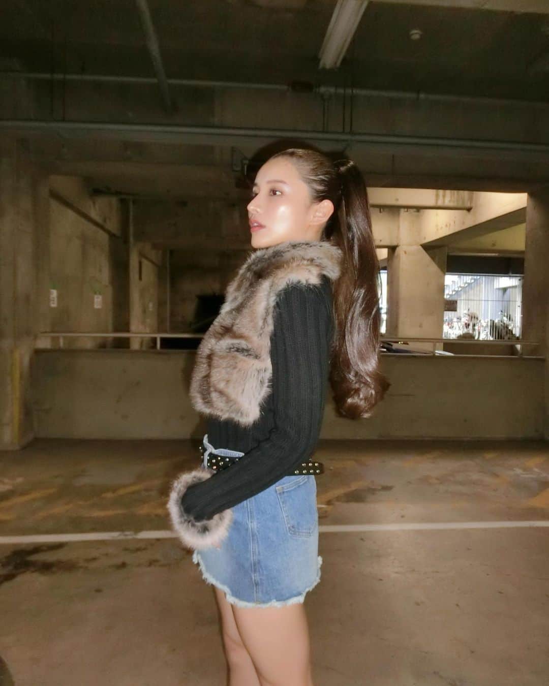 MIRINのインスタグラム：「ハロウィンで投稿がみんなかわいい。 私もふわふわ平成ギャルみたいにしてみたよ🐙🐙🤯」