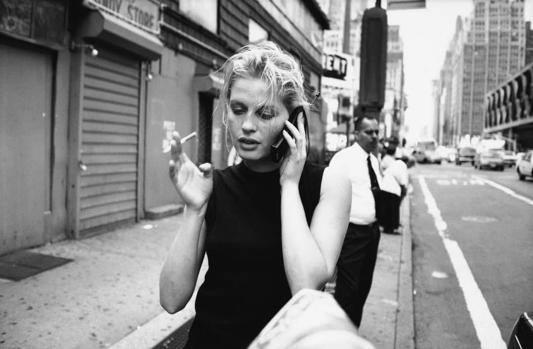 ピーター・リンドバーグのインスタグラム：「ANNIE MORTON, NY, 1996⁠」