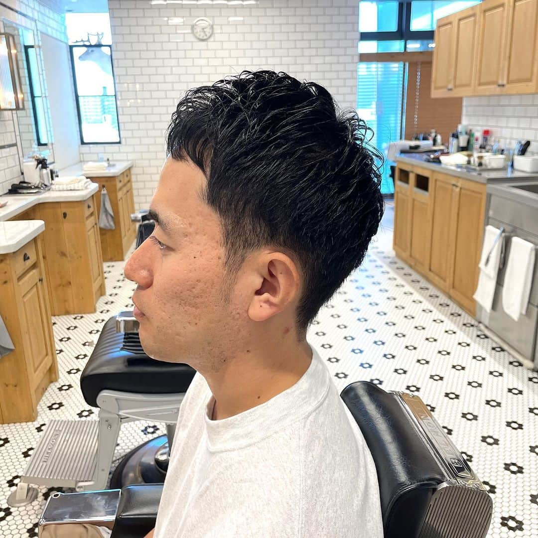 フリーマンズスポーティングクラブさんのインスタグラム写真 - (フリーマンズスポーティングクラブInstagram)「FSC -YOKOHAMA  BARBER💈  HAIR CUT ¥6,600(tax incl.) made by @tachi_wana   #freemanssportingclub  #fscbarber #barbershop #barber #mensgrooming  #yokohama」11月1日 16時14分 - freemanssportingclub_jp