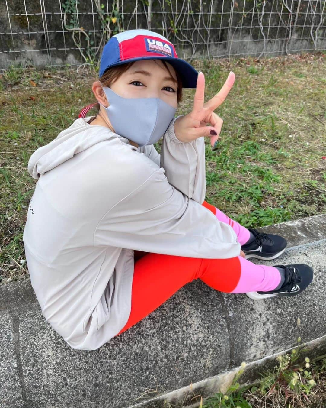 才木玲佳のインスタグラム：「久喜マラソン、今日から一般申し込みがスタート！🙋‍♀️ フラットなコースで走りやすい&沿道の声援も温かいです✨  私は昨年のタイムが1時間48分だったので、今年は1時間45分目指します！！ タイム狙うもよし！ファンランもよし！ ぜひ一緒に走りましょーう✨☺️✨💓💓💓」