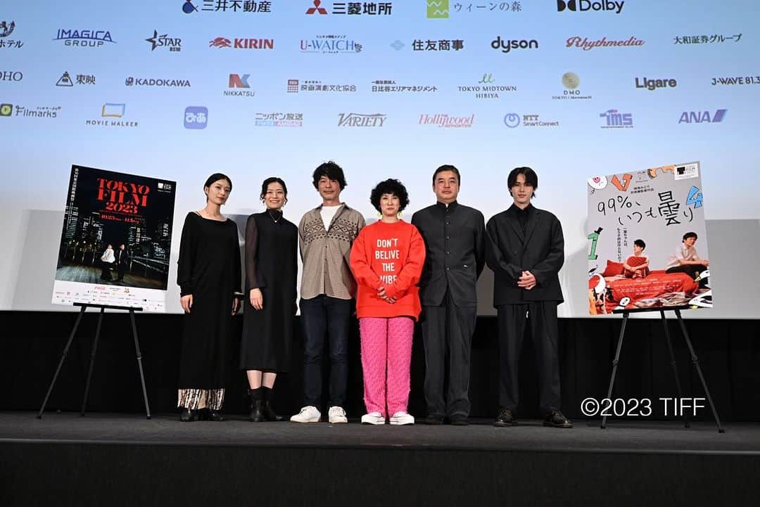 永楠あゆ美さんのインスタグラム写真 - (永楠あゆ美Instagram)「映画「99%、いつも曇り」の東京国際映画祭での上映が終了しました。 10/31の上映は舞台挨拶にもうかがい、お客様と一緒に笑ったり泣いたり、時間と物語を共有できる幸せを噛み締めていました🍿 お越しくださった皆さま。本当にありがとうございました✨  📷 1,2枚目　@tomohisa.w  3枚目　　@tokyo_intl_film_festival   #東京国際映画祭2023 #99パーセントいつも曇り #瑚海みどり さん #自主制作映画 #俳優 #永楠あゆ美」11月1日 17時24分 - ena.a.a