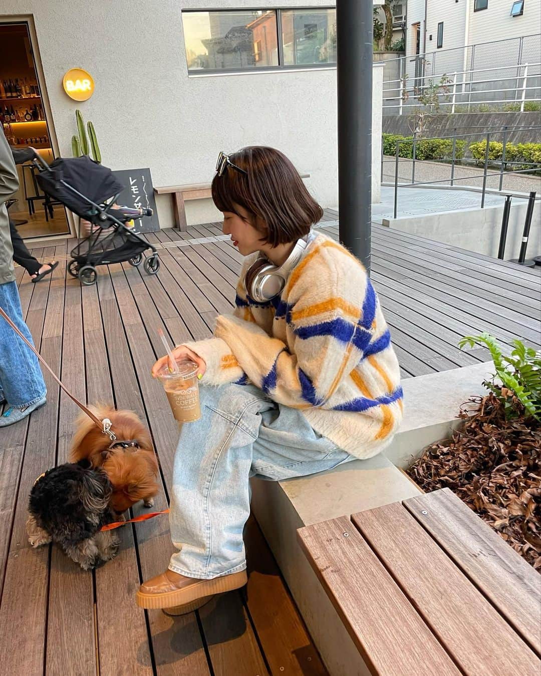 藤沢麻衣のインスタグラム：「⠀ わんわんパラダイス🐩🐕‍🦺🐕 まいにちまいにち人たらしなむぎさん  🤦🏼‍♀️ ⠀ #pamm #pr」