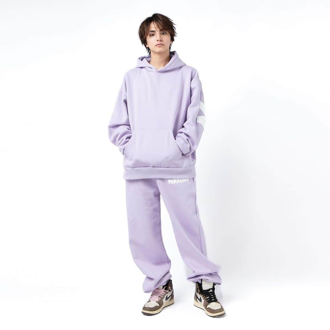 Select Shop MIRROR9さんのインスタグラム写真 - (Select Shop MIRROR9Instagram)「. 2023 ICON Hoodie&Pants Coming soon #MIRROR9」11月1日 18時00分 - mirror9official