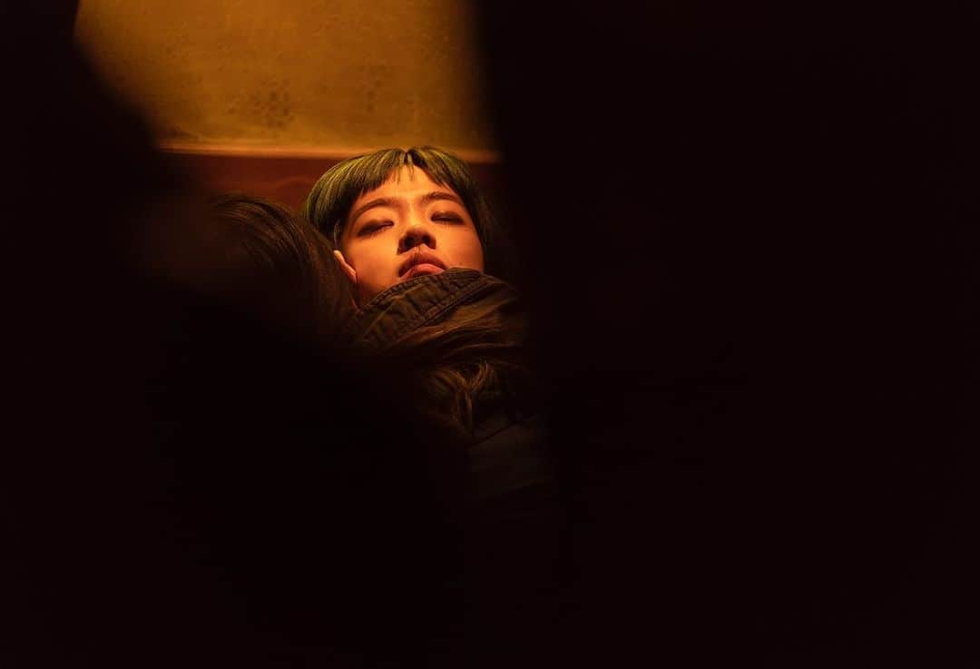 イ・ジュヨンさんのインスタグラム写真 - (イ・ジュヨンInstagram)「#녹야 #greennight」11月1日 17時52分 - i_icaruswalks