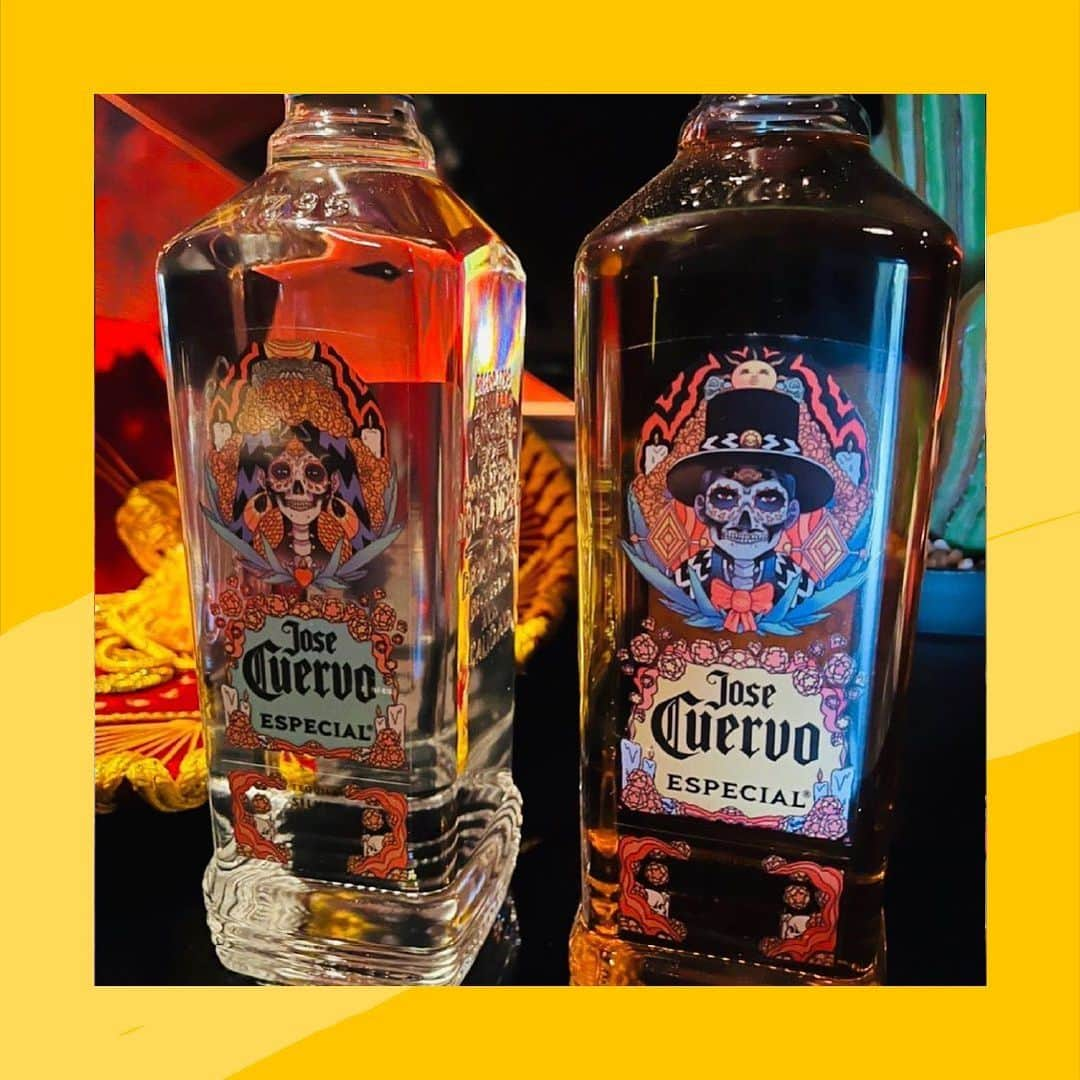 Jose Cuervo Japanさんのインスタグラム写真 - (Jose Cuervo JapanInstagram)「死者の日限定ボトルをゲットした人ー！🙋‍♀️ インスタにどんどん投稿してね✨ 📸 @barcrow96 @mikakotada @orisa_0510 @ko_o_ochan  . . . #クエルボ #ホセクエルボ #テキーラ #ライム #テキーラショット #お酒 #カクテル #死者の日 #クエルボボトル ⁠」11月1日 17時58分 - josecuervojp