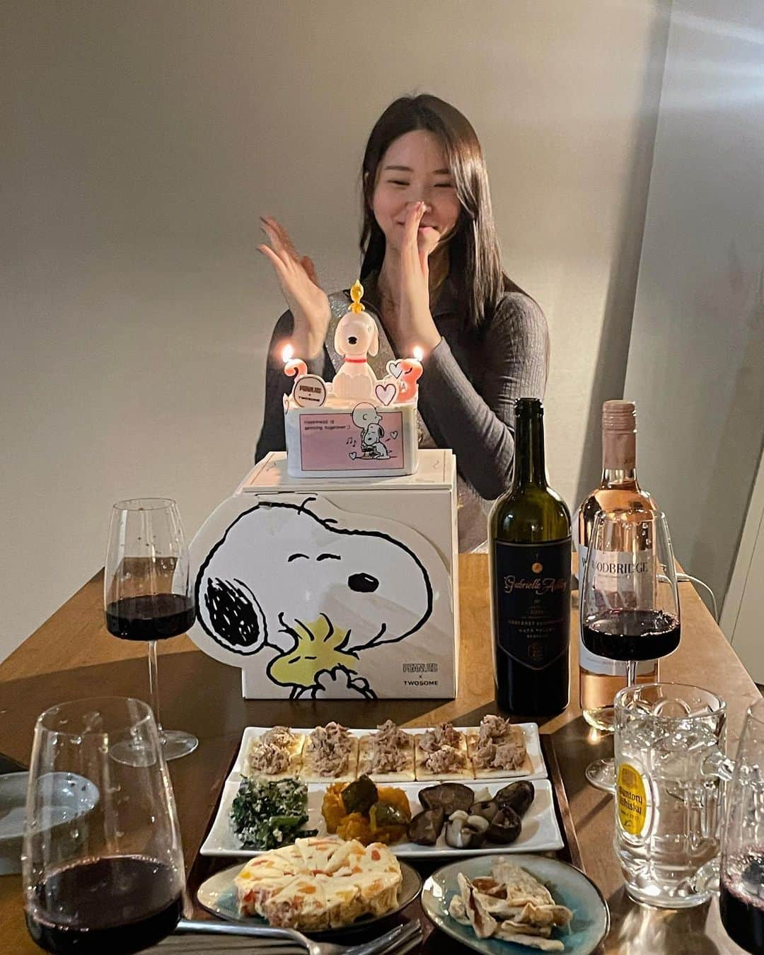 李到華さんのインスタグラム写真 - (李到華Instagram)「행복했던 생일주간  챙겨주신 많은 선물 ,용돈 감사합니다 더 베풀며 살게요 🫶🎶」11月1日 18時07分 - ah____rim