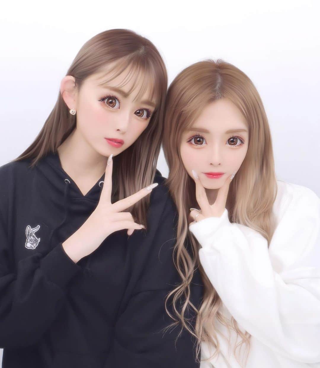 古川結菜のインスタグラム：「久々ちゃみ姉妹ｯ🎃💗 今日から4日間くらい一緒w 久々でうれし~🤔💗w」