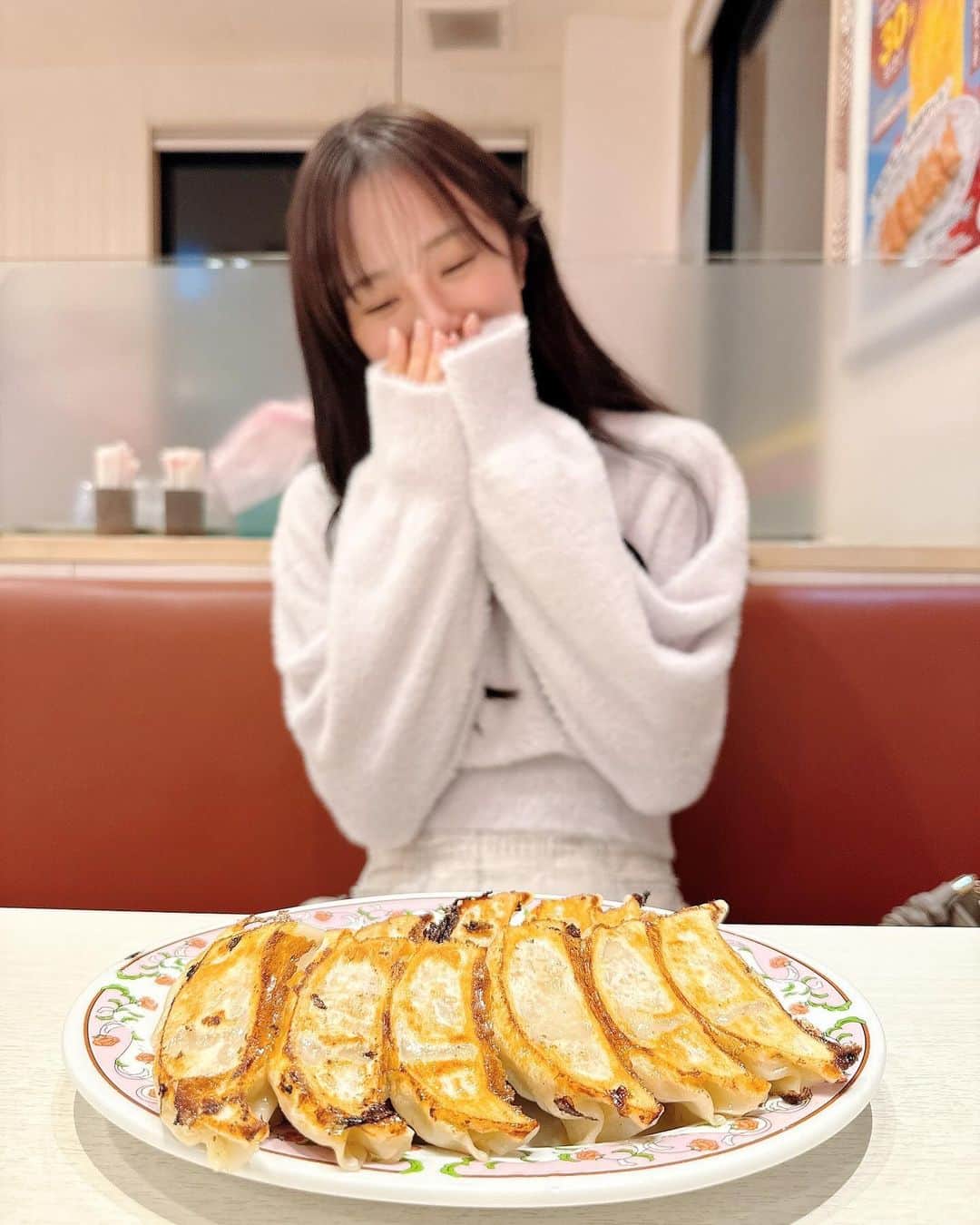 飯野雅さんのインスタグラム写真 - (飯野雅Instagram)「王将が好きすぎる🫰🏻」11月1日 18時15分 - biichan_