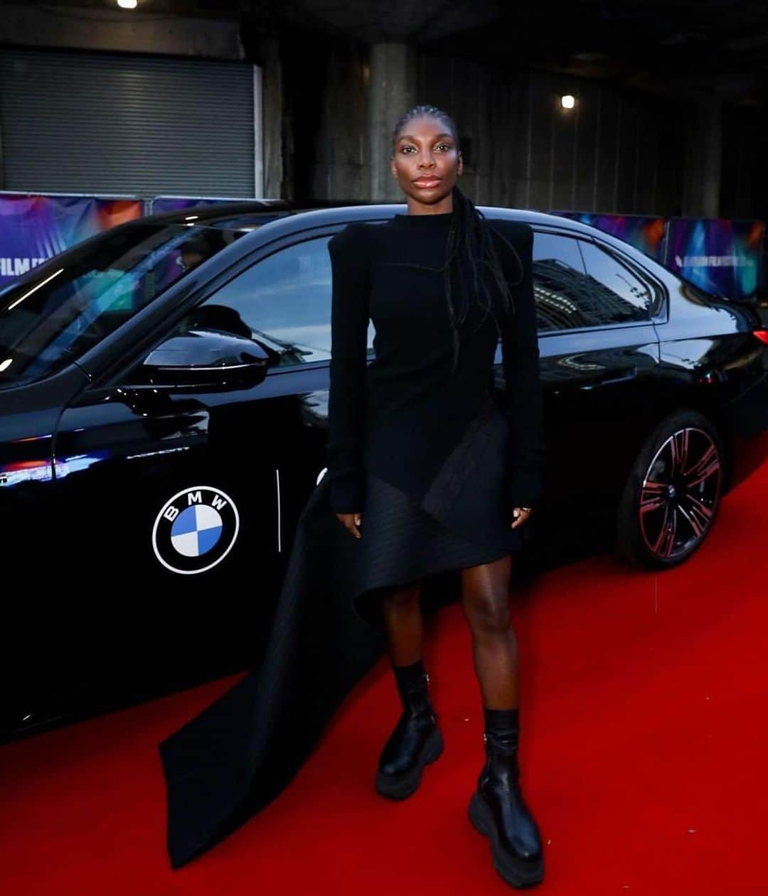 sacaiさんのインスタグラム写真 - (sacaiInstagram)「#Repost @archtheagency  Michaela Coel wears @sacaiofficial attending @britishfilminstitute x @bmw 🎥  • styled by @georgmedley • nails by @tinubellomanicurist  #archtheagency  #sacai」11月1日 18時30分 - sacaiofficial