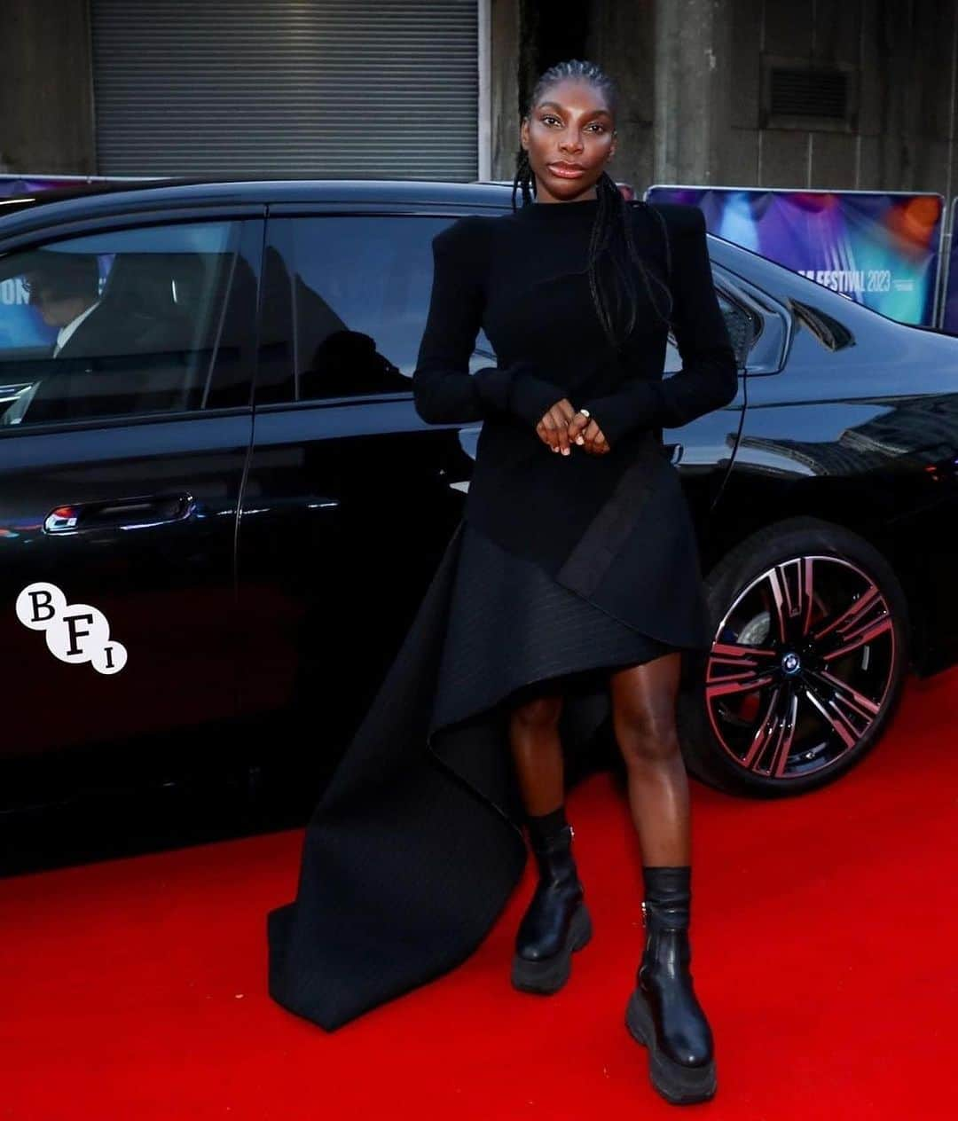 sacaiのインスタグラム：「#Repost @archtheagency  Michaela Coel wears @sacaiofficial attending @britishfilminstitute x @bmw 🎥  • styled by @georgmedley • nails by @tinubellomanicurist  #archtheagency  #sacai」